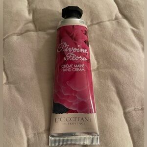 L’occitane Hand Cream